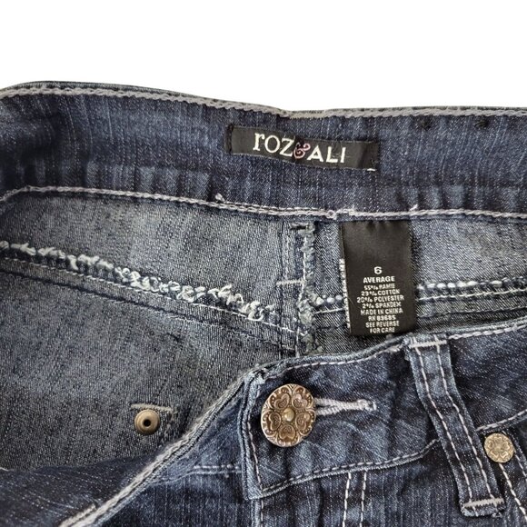 Roz & Ali Embroidered Pocket Straight Leg Jeans - Picture 3 of 4